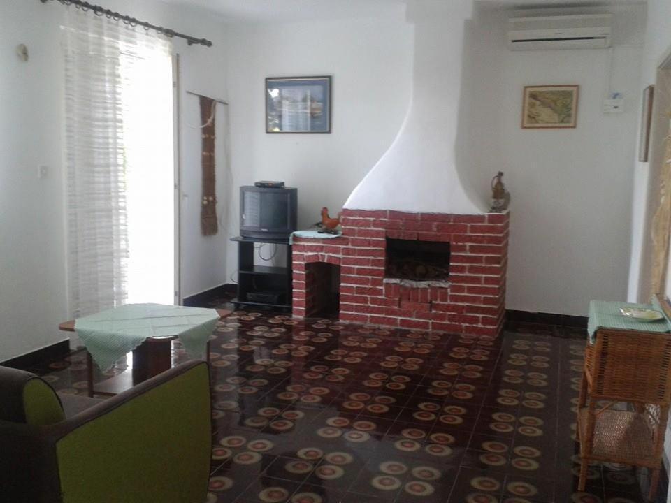 Ferienwohnung Apartman On The Beach - Nemira, Omiš Exterior foto